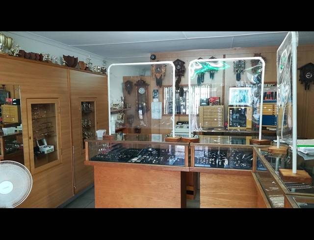100M² BUSINESS FOR SALE IN BODORP